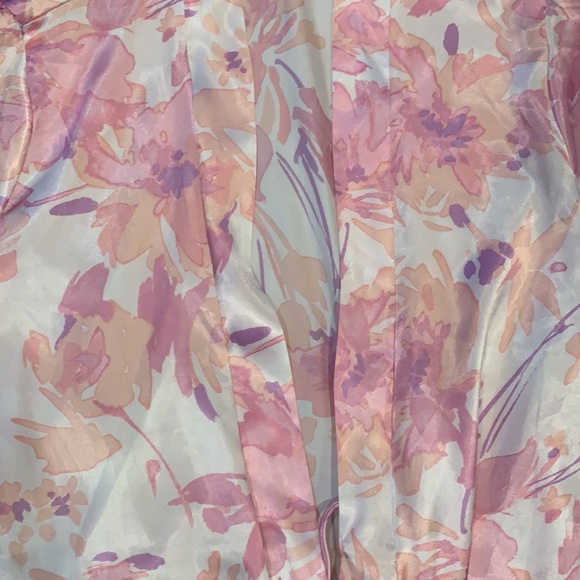 Silk Robe - Picture 2 of 4